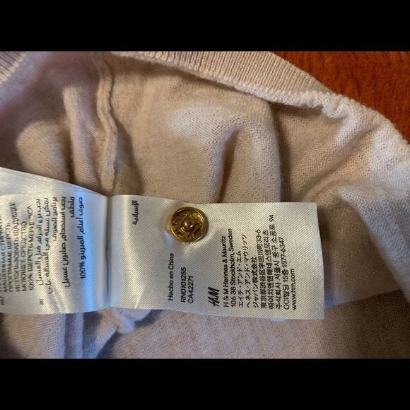 Pink Merino Wool Blend H & M sweater size L - Picture 10 of 12